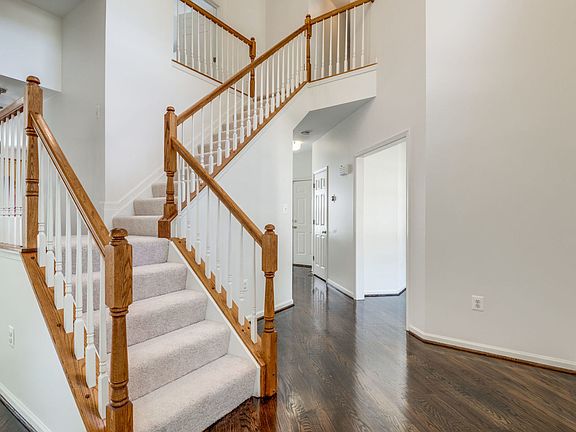 3rd image of 44327 Misty Creek Pl