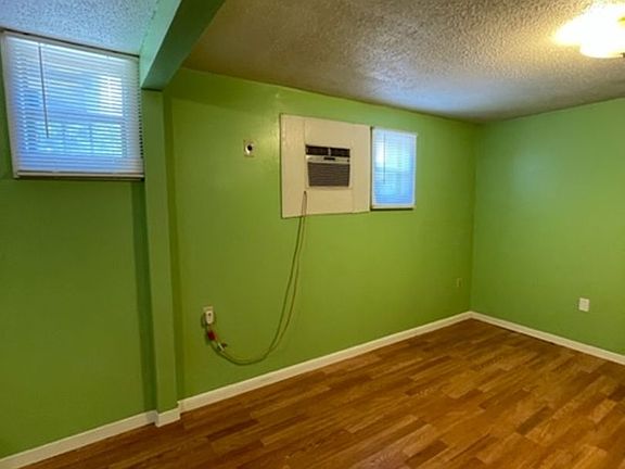 5th image of 219 Defoe Cir