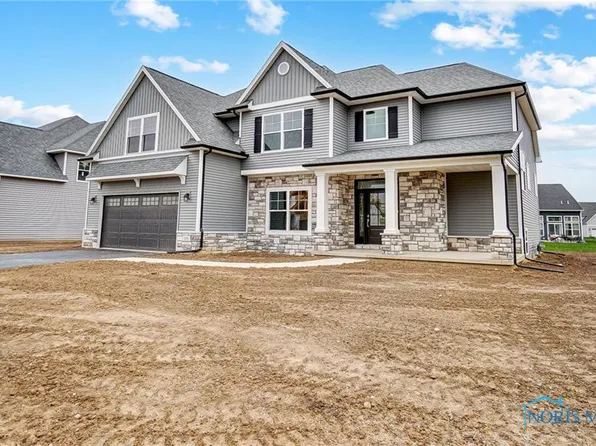 16 Hawthorne Xing, Perrysburg, OH 43551