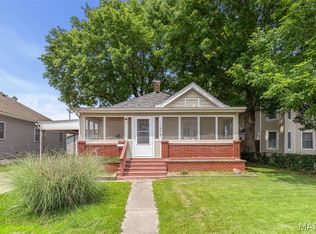 106 W Elm St, Alton, IL 62002