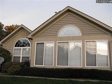 2nd image of 402 Timberline Dr