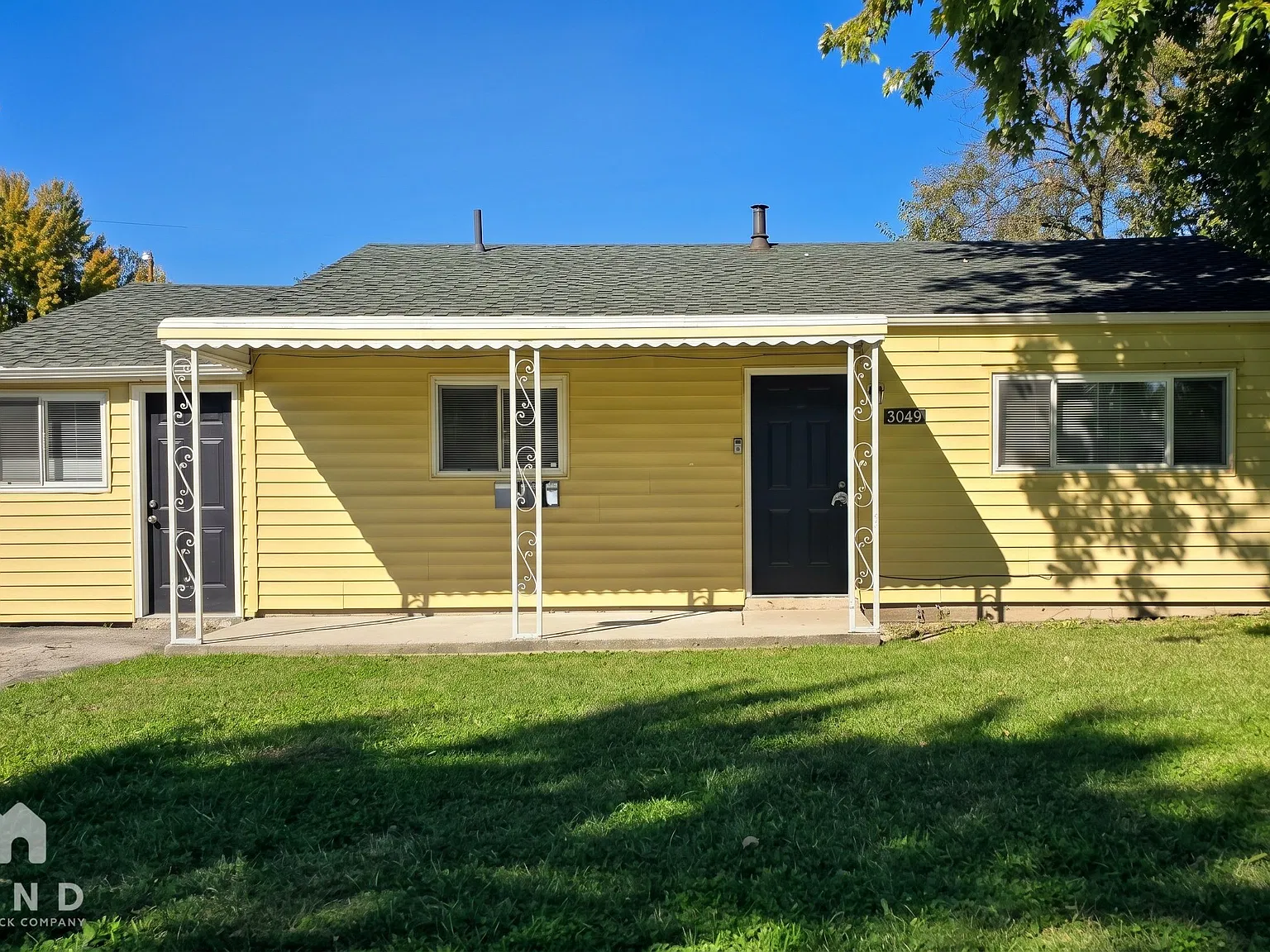 3 bed, 1.0 bath, 1134 sqft, $1,695 — Photo 3
