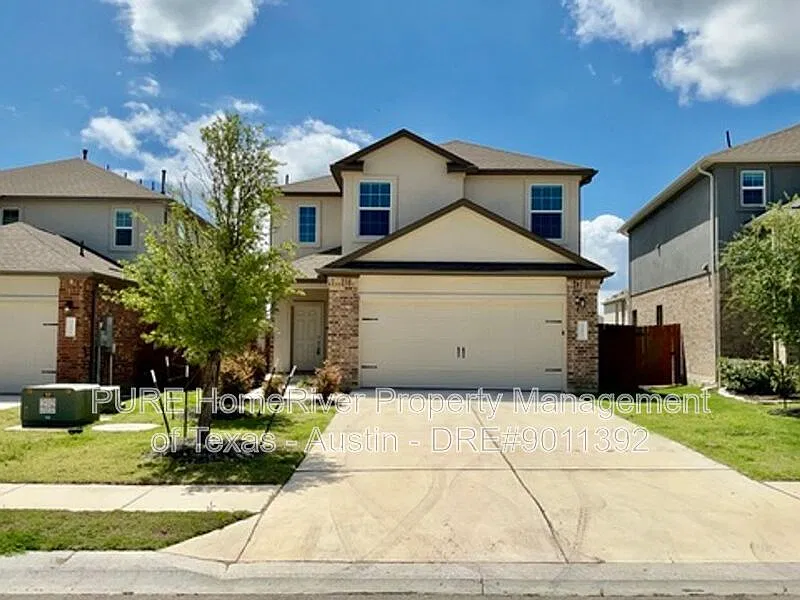 3 bed, 2.5 bath, 1638 sqft, $2,075 — Photo 2
