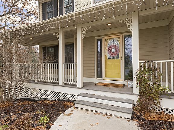 5th image of 10572 Sanctuary Dr NE
