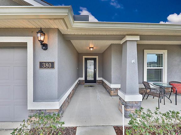 3rd image of 380 Palazzo Cir