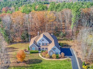 54 Settlers Ct, Bedford, NH 03110