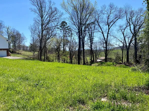 6020 Heath Winds Ct, Whitesburg, TN 37891