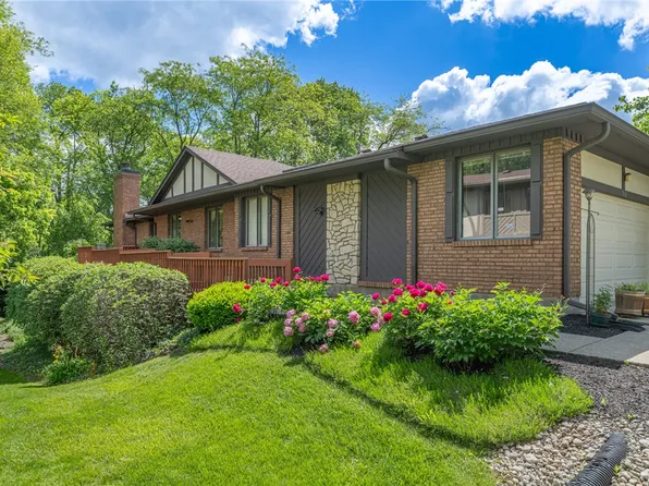 7060 Fallen Oak Trce, Dayton, OH 45459
