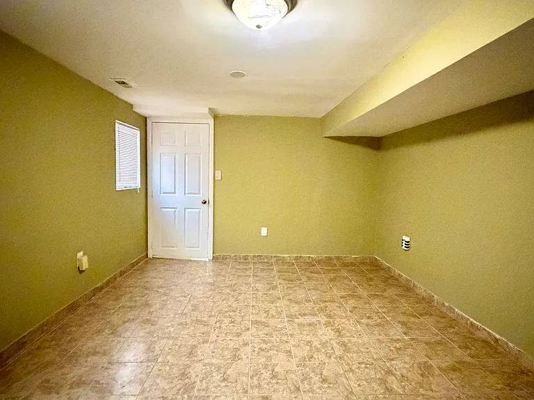 1131 N Gilmor St #B — Photo 8