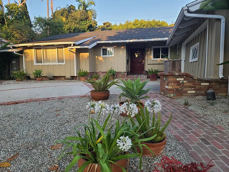6018 S Le Doux Rd — Photo 40
