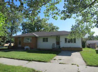 11 2nd Ave SW, Choteau, MT 59422