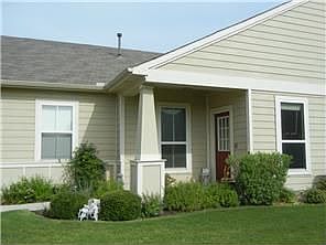 2nd image of 117 Portsmouth Dr