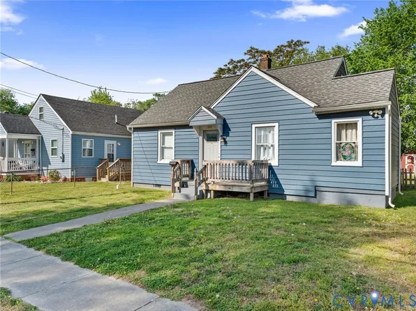 1112 Jett Ave, Colonial Heights, VA 23834