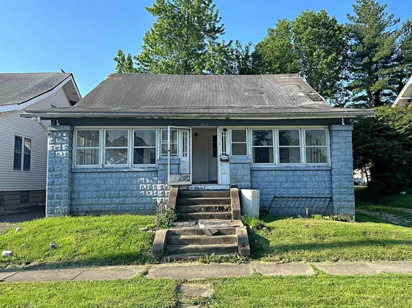 203 W Walnut St, Washington, IN 47501