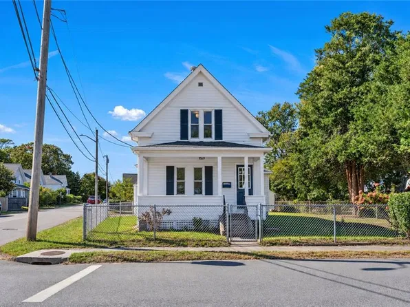 30 Read St, Riverside, RI 02915