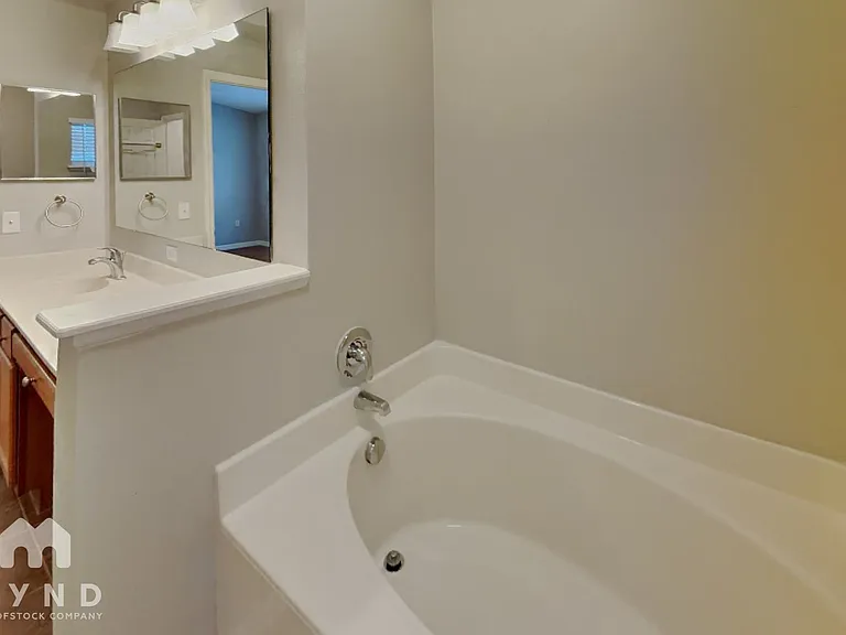 2073 Hayfield Way — Photo 14