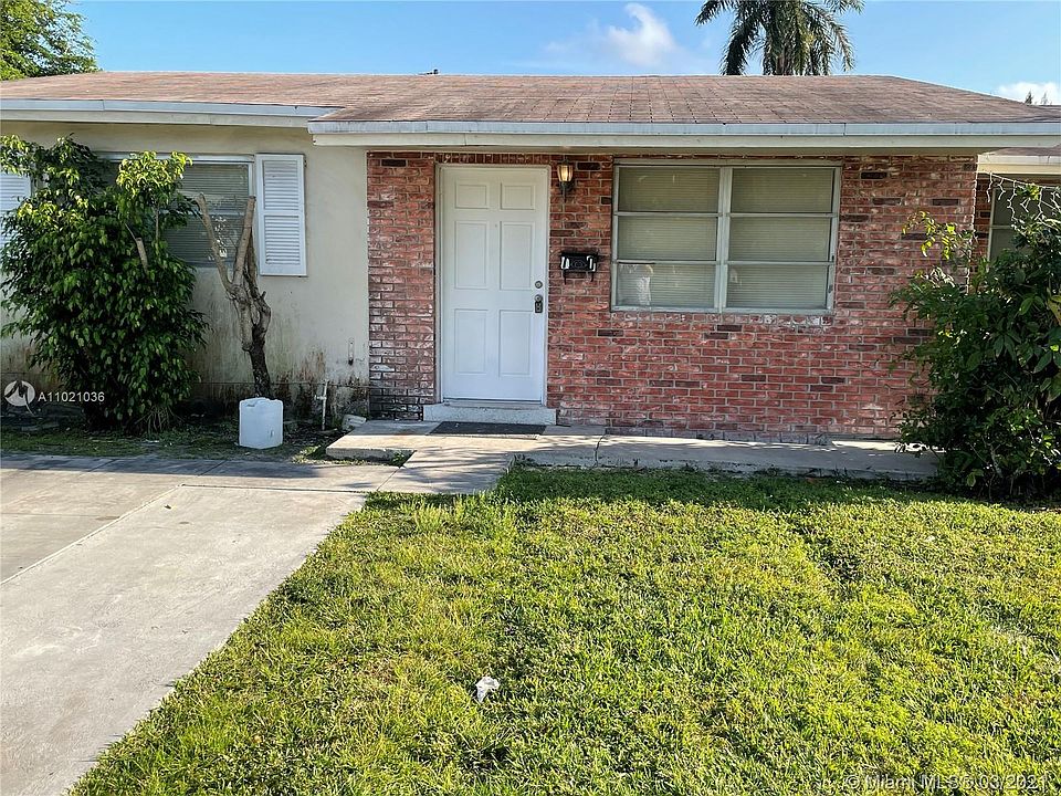 1st image of 70 NW 162nd St #70
