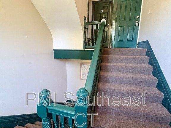 4th image of 285 Montauk Ave #4