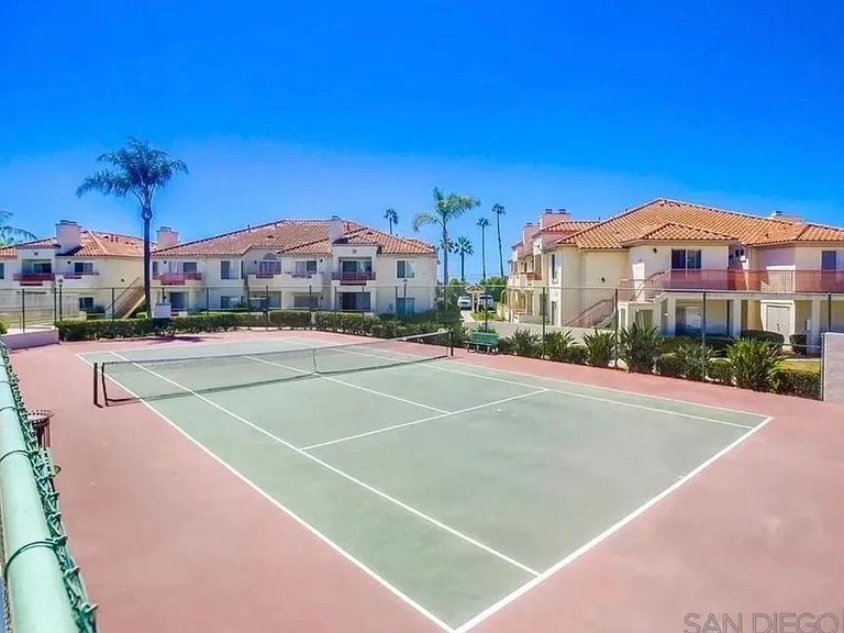 450 Stoney Point Way — Photo 35
