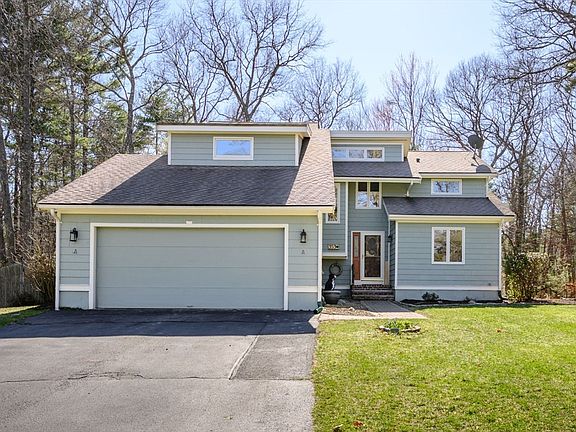2nd image of 353 Birchbark Dr