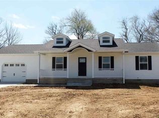 1237 Greenbriar Dr, Washington, IN 47501