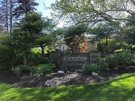 2nd image of 4560 Coolbrook Dr