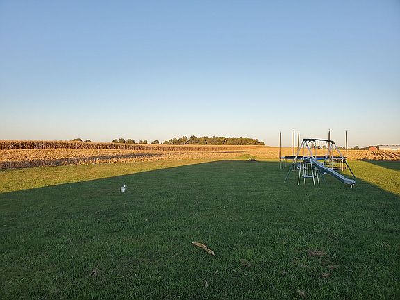 5th image of 2776 Rossburg Lightsville Rd