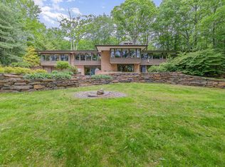 393 Hiawatha Dr, Mount Pleasant, MI 48858