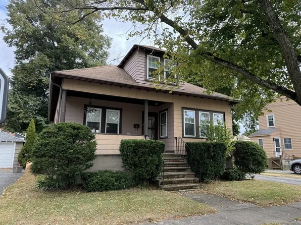 5 Columbia Blvd, Peabody, MA 01960