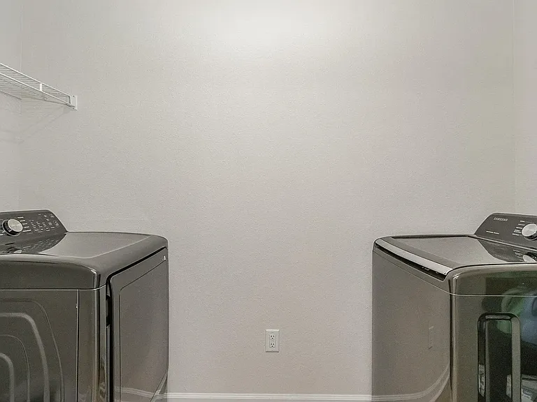 106 Long Green Way — Photo 4