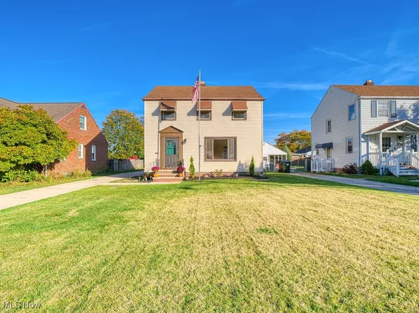 5614 Southington Dr, Parma, OH 44129