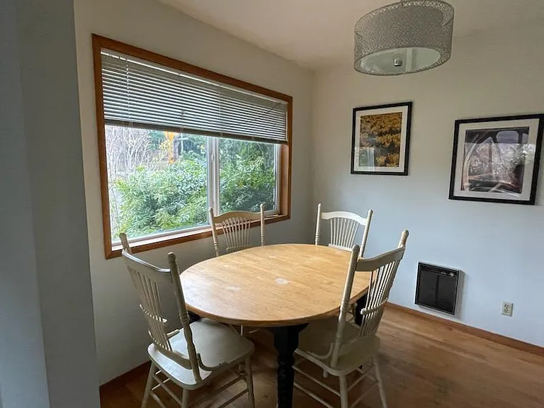 425 SE 75th Ave — Photo 3
