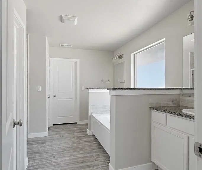 6822 Lonesome Dove Ln — Photo 14