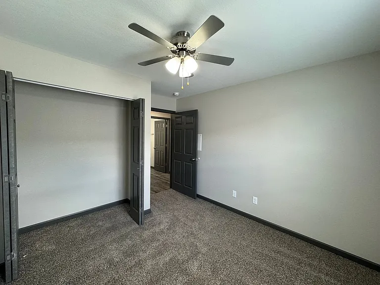 Longview Meadows - Montgomery City MO — Photo 28