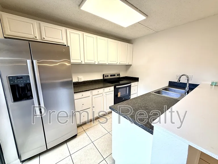 2607 6th Ct #1 — Photo 6