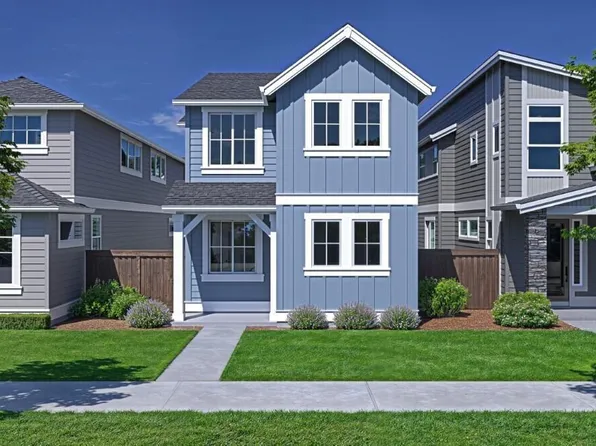 20748 SE Scout Pl, Bend, OR 97702