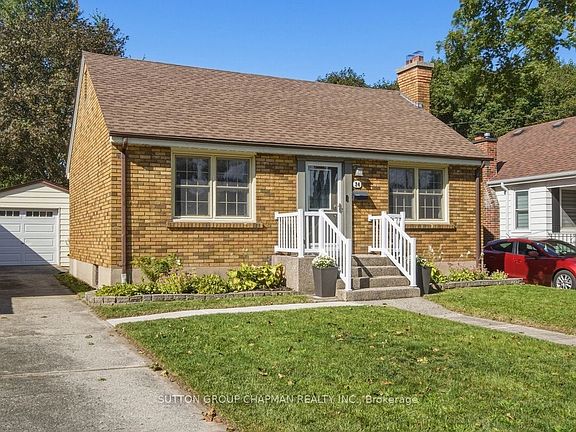 2nd image of 24 Graydon St
