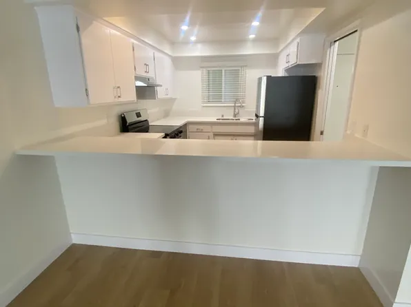 8063 Redlands St APT 305, Playa Del Rey, CA 90293