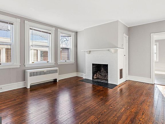 2nd image of 1614 N Broom St #2