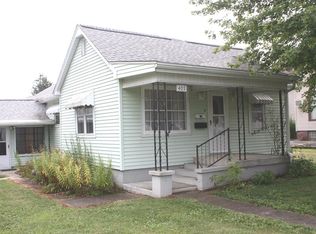 409 S Main St, Georgetown, IL 61846