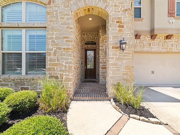 3rd image of 11106 Cranstonhill Ct