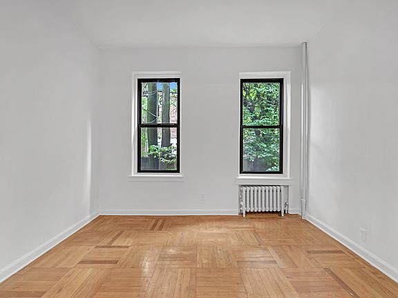 4th image of 462 6th St APT 1A