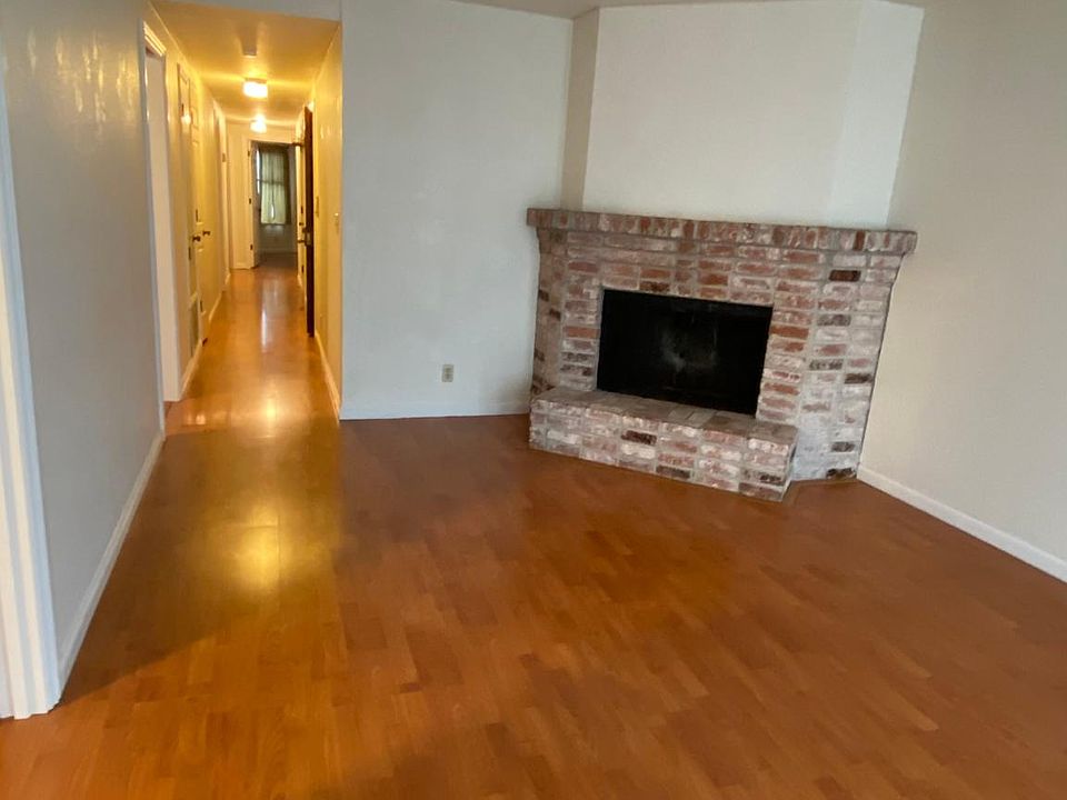 1st image of 1468 20th Ave