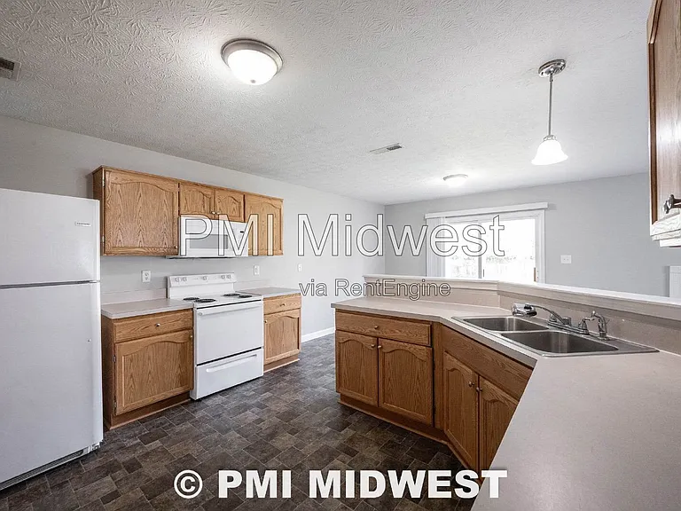 11550 Signet Ln — Photo 13