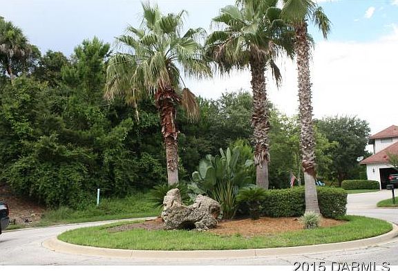 3rd image of 50 Lakecliff Dr