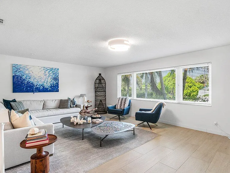 5903 N Ocean Blvd — Photo 3