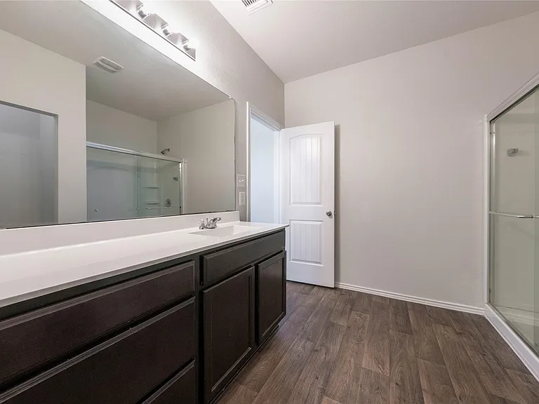15106 Kent Justin Dr — Photo 24