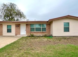 1251 Ricks Dr, Eagle Pass, TX 78852