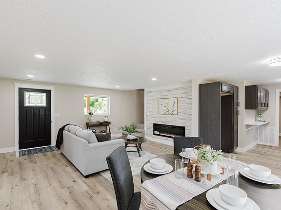 3rd image of 5157 Herrin Rd