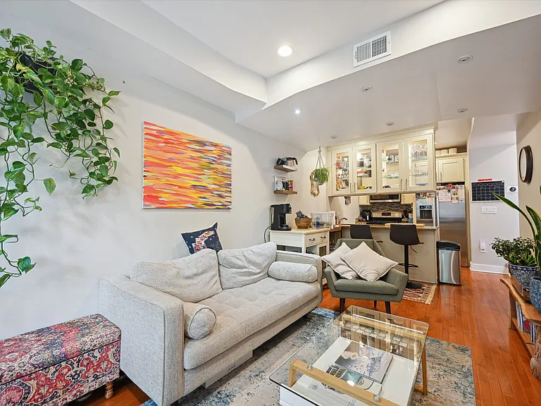 43 Hanover Pl NW #2 — Photo 2
